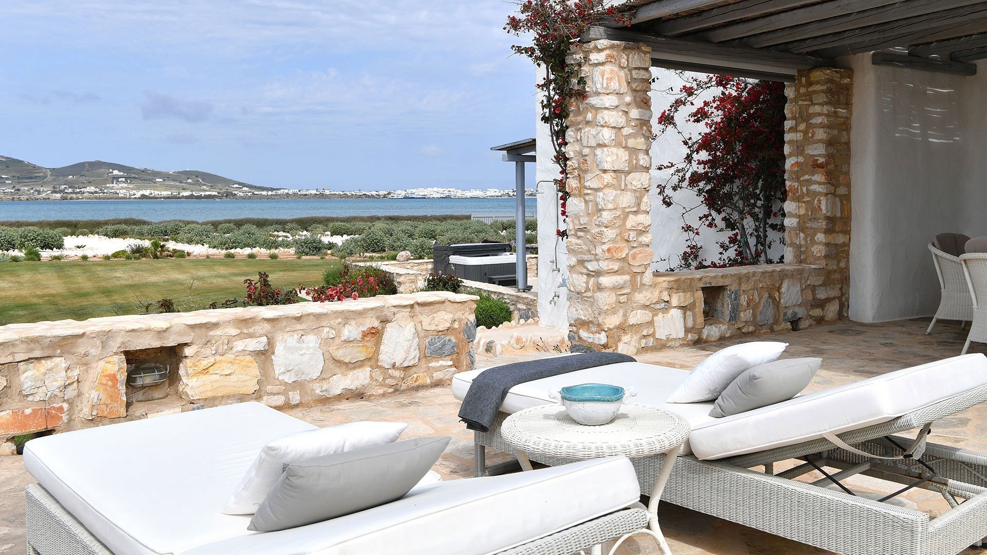 sunray-paros-villa-slider-1 sunray paros villa gallery 1